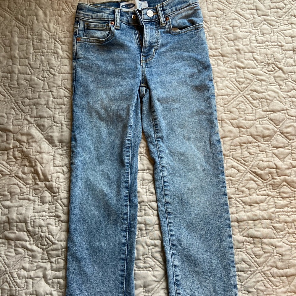 Old Navy Karate Jeans (7, slim)